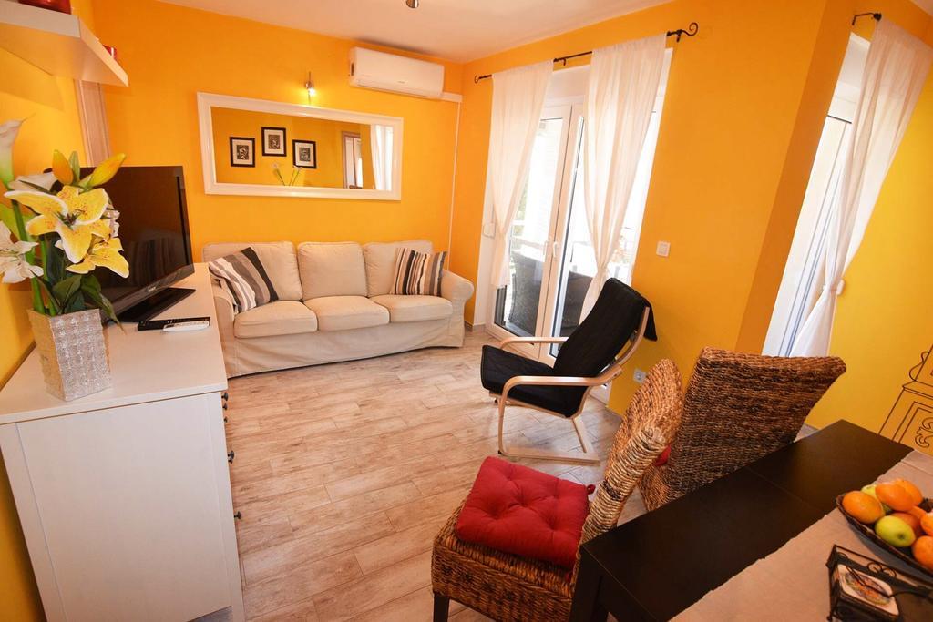 Apartment Plutus Biograd Na Moru Exterior foto