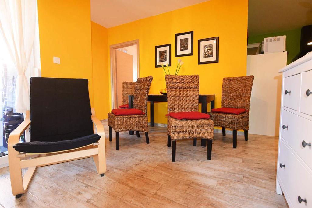 Apartment Plutus Biograd Na Moru Exterior foto