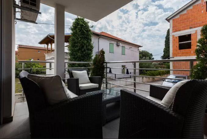 Apartment Plutus Biograd Na Moru Exterior foto